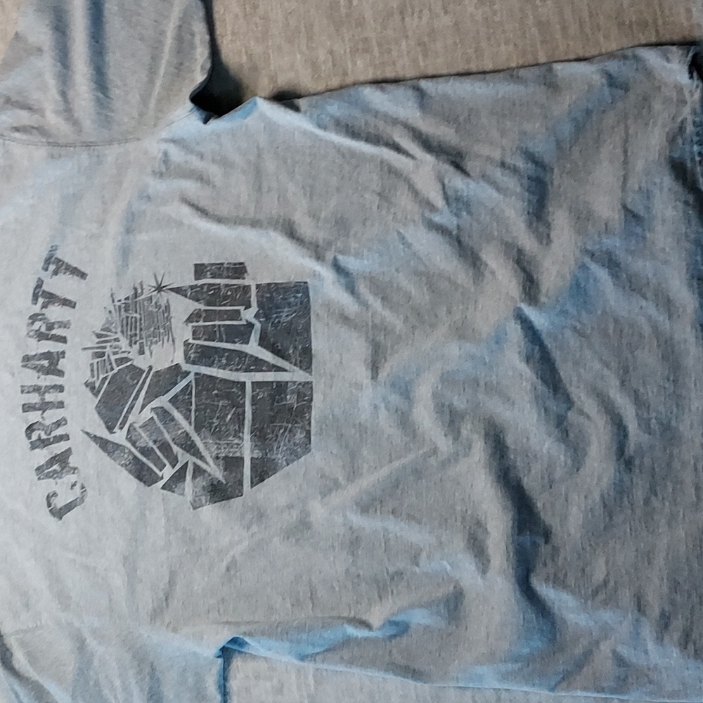 Carhartt t-shirt